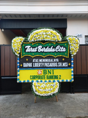 Papan Bunga Duka di Bukit Durian