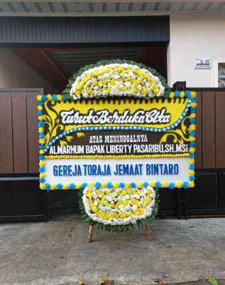 Papan Bunga Duka di Bukit Durian