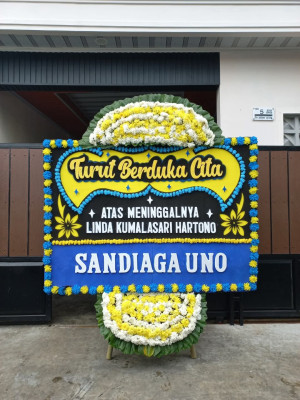 Papan Bunga Duka di Bukit Durian