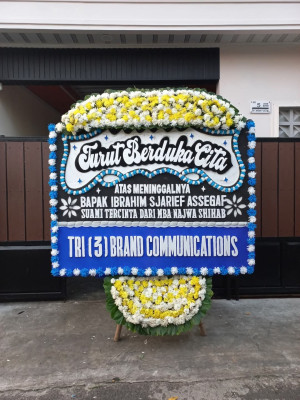 Papan Bunga Duka di Bukit Durian